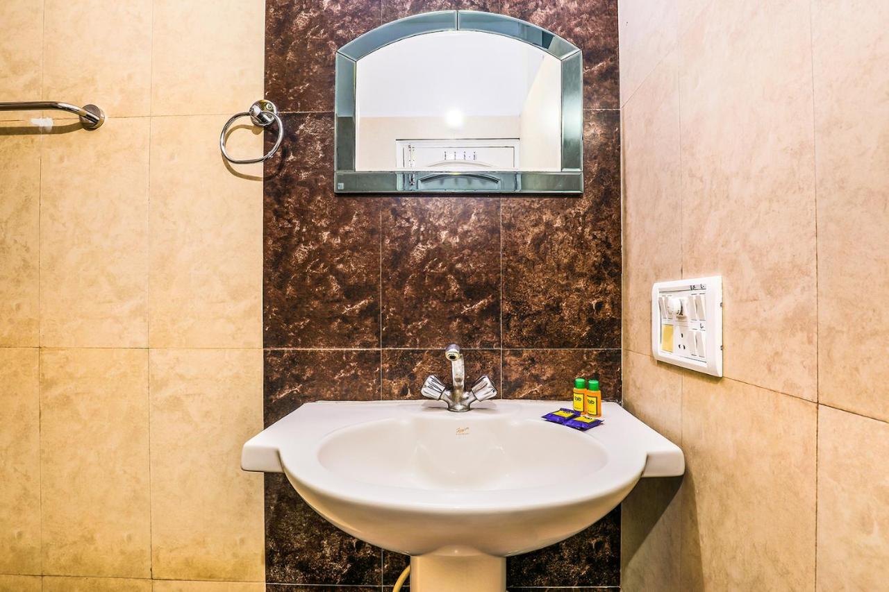 Fabexpress Hemkunt Mansion Hotel Noida Exterior foto