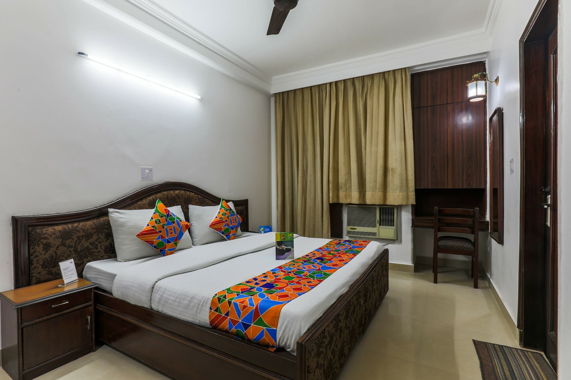 Fabexpress Hemkunt Mansion Hotel Noida Exterior foto