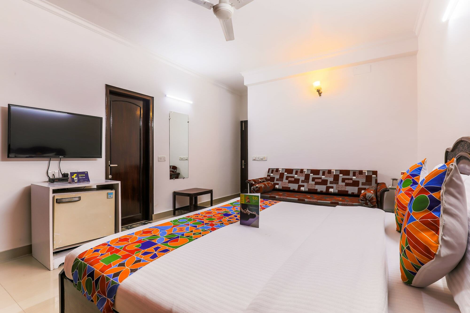 Fabexpress Hemkunt Mansion Hotel Noida Exterior foto
